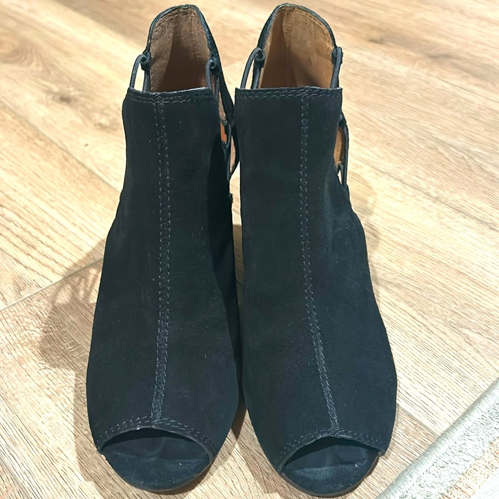 Lucky Brand Black Suede Wedges